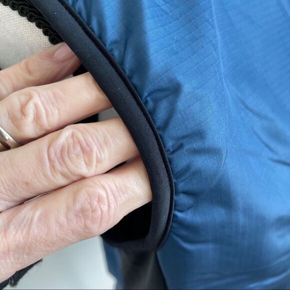 Nordica Sleeveless Fleece and Nylon Vest-Small - Picture 7 of 9